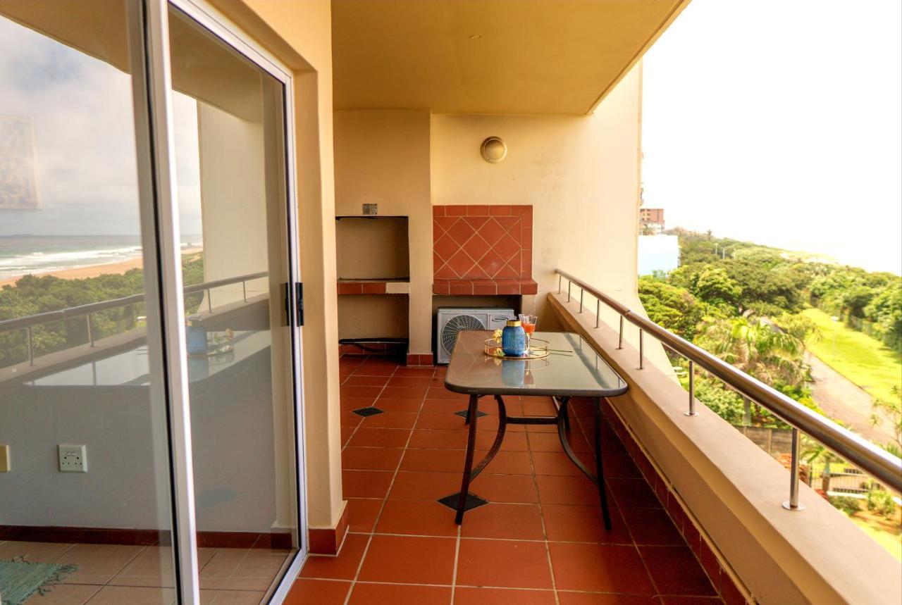 L'Escalier Cabanas 404 Amanzimtoti Exterior photo